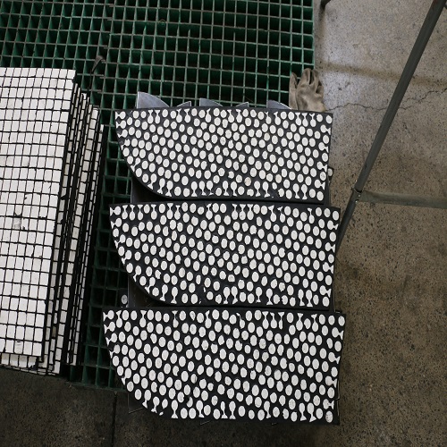 氧化铝陶瓷柱复合耐磨衬板